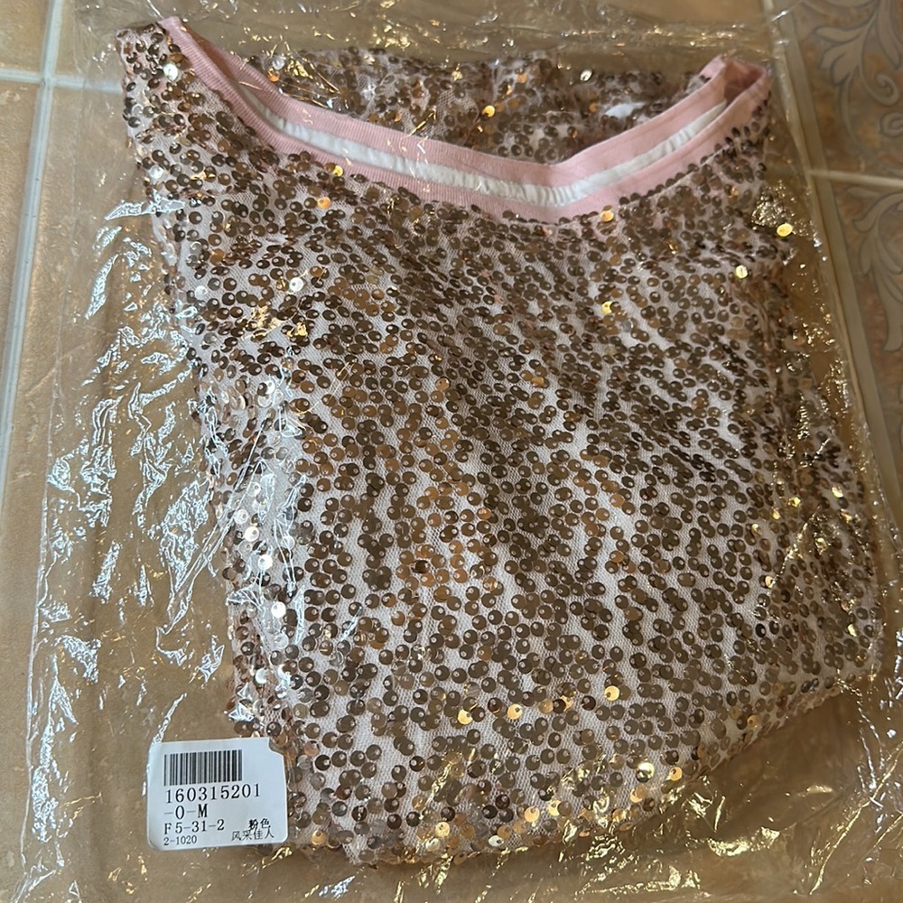 NWT Sequined Gold & Pink Lind Top - Picture 5 of 10